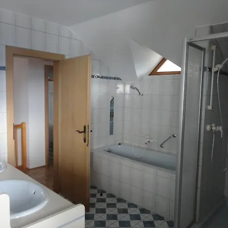 Panoramablickhotel - Lakeview Apartments * Annenheim