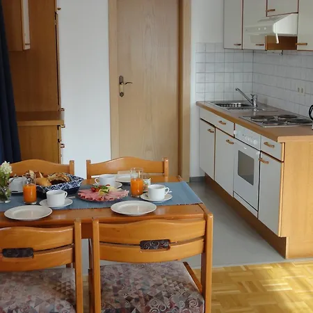Panoramablickhotel - Lakeview Apartments