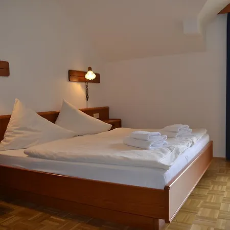 Panoramablickhotel - Lakeview Apartments * Annenheim