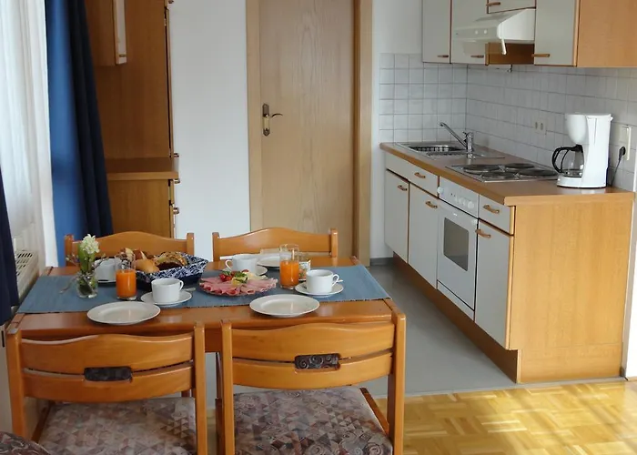 Panoramablickhotel - Lakeview Apartments