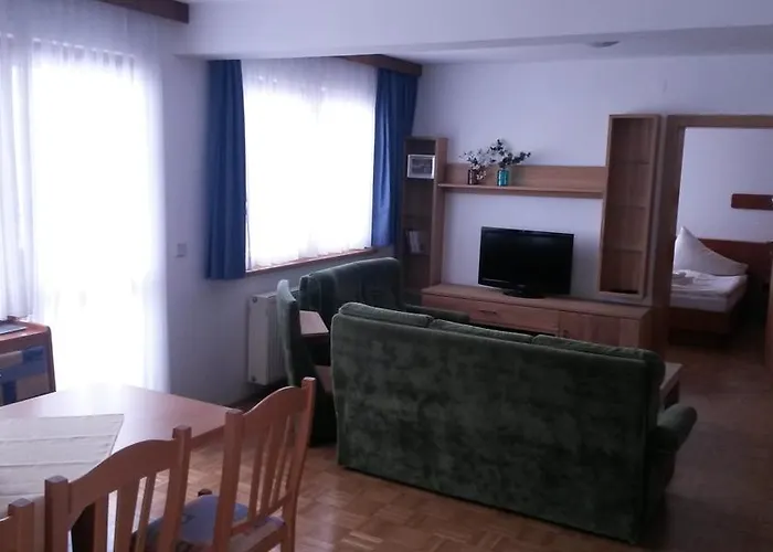 Panoramablickhotel - Lakeview Apartments Annenheim